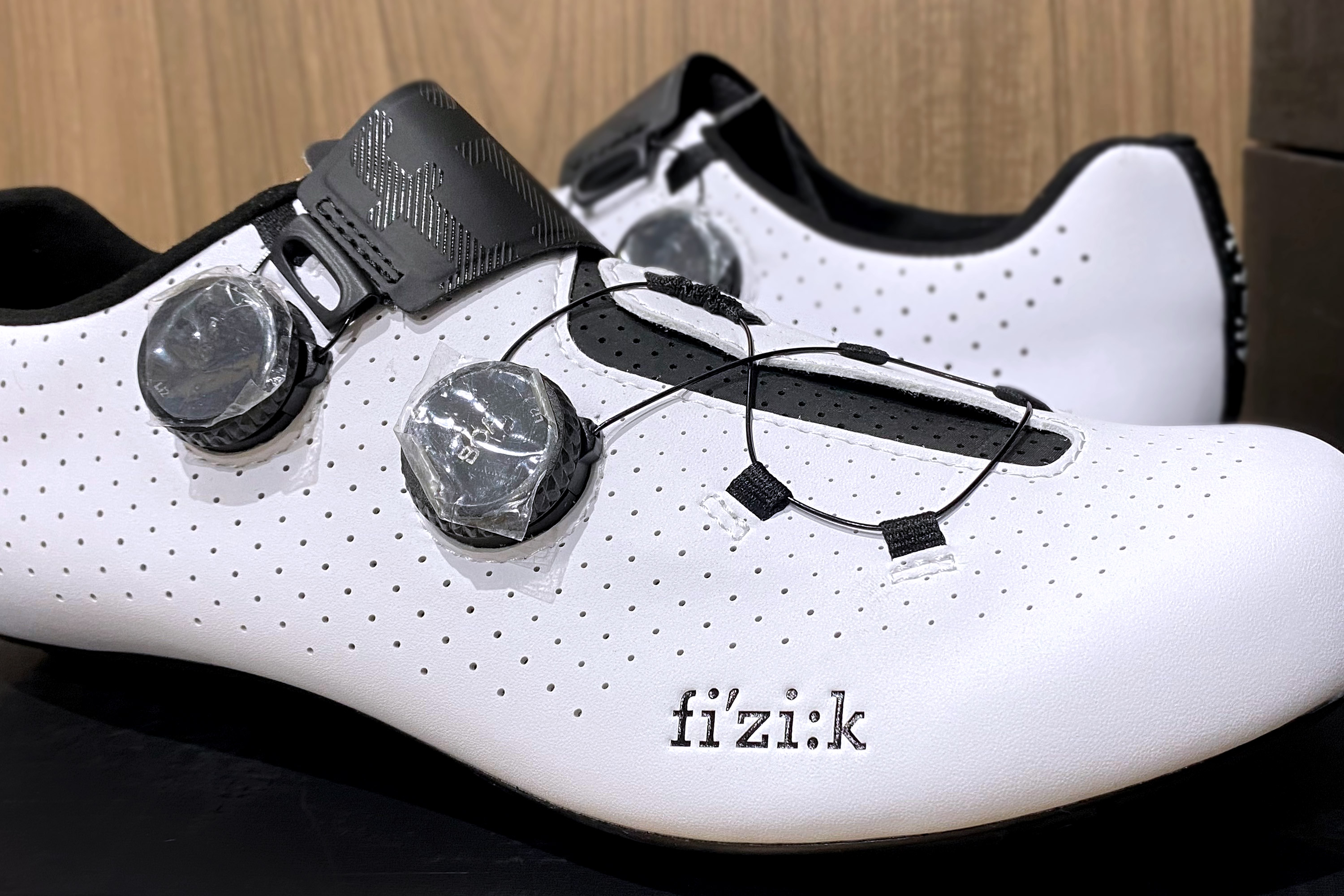 Fizik Vento Infinito Carbon Wide Fit Road Shoes Available Now